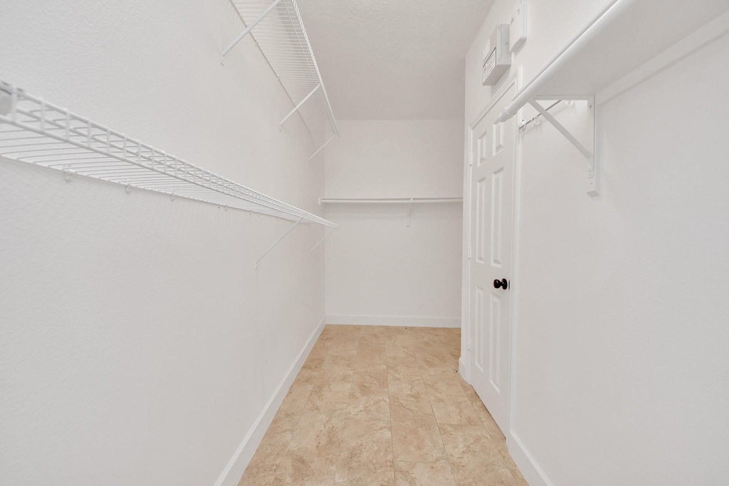 13515 Scarab Drive - Photo 34