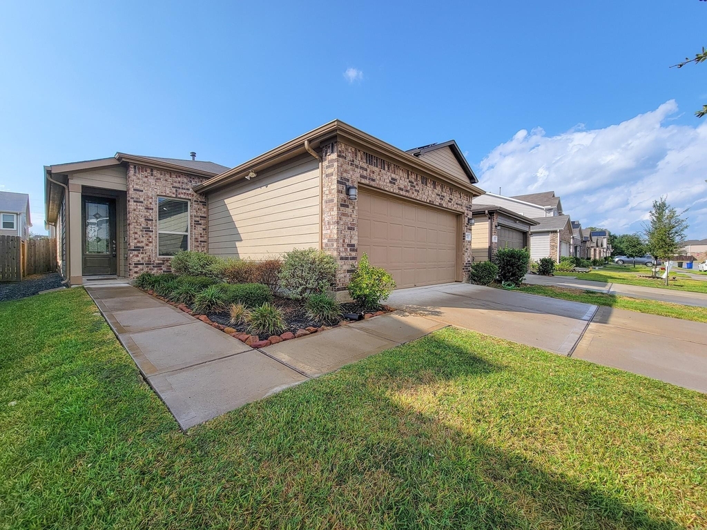 17311 Rock Willow Lane - Photo 1
