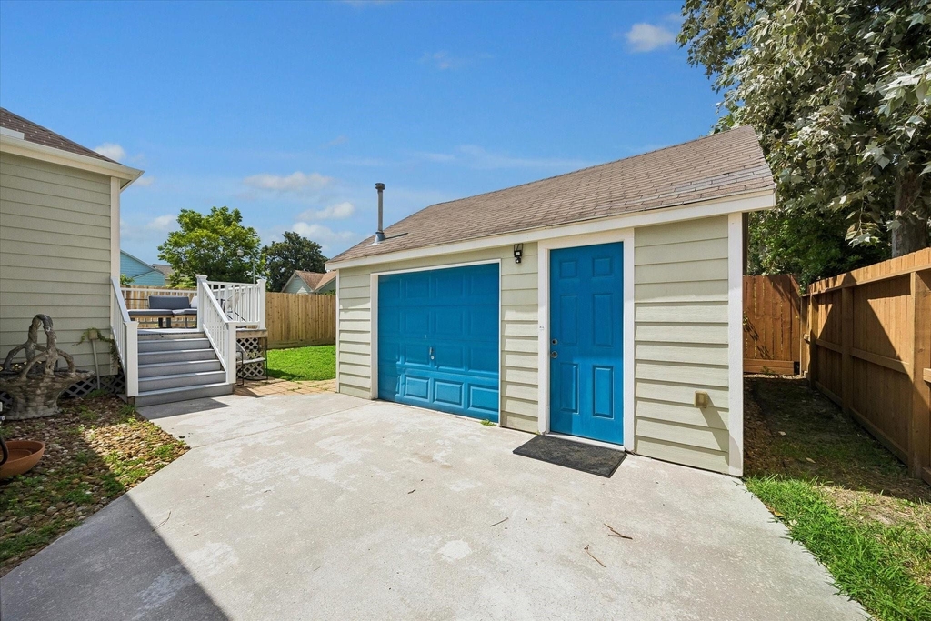 809 Gale Street - Photo 14