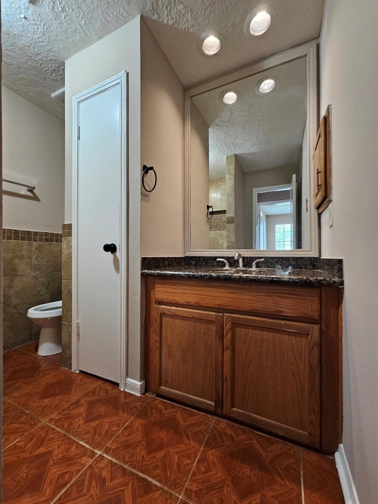 5619 Fairview Forest Drive - Photo 16