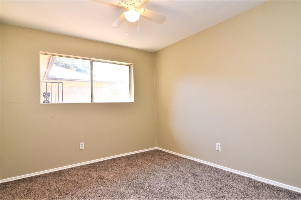 3907 Almington Lane - Photo 12