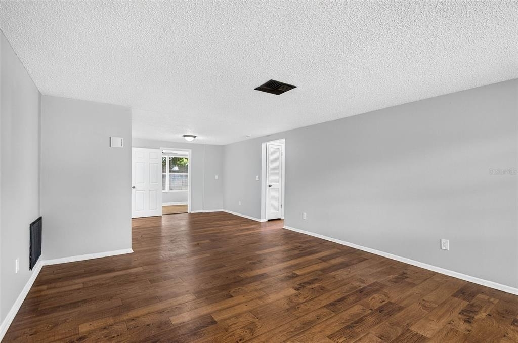 8905 Tropical Palm Way - Photo 3