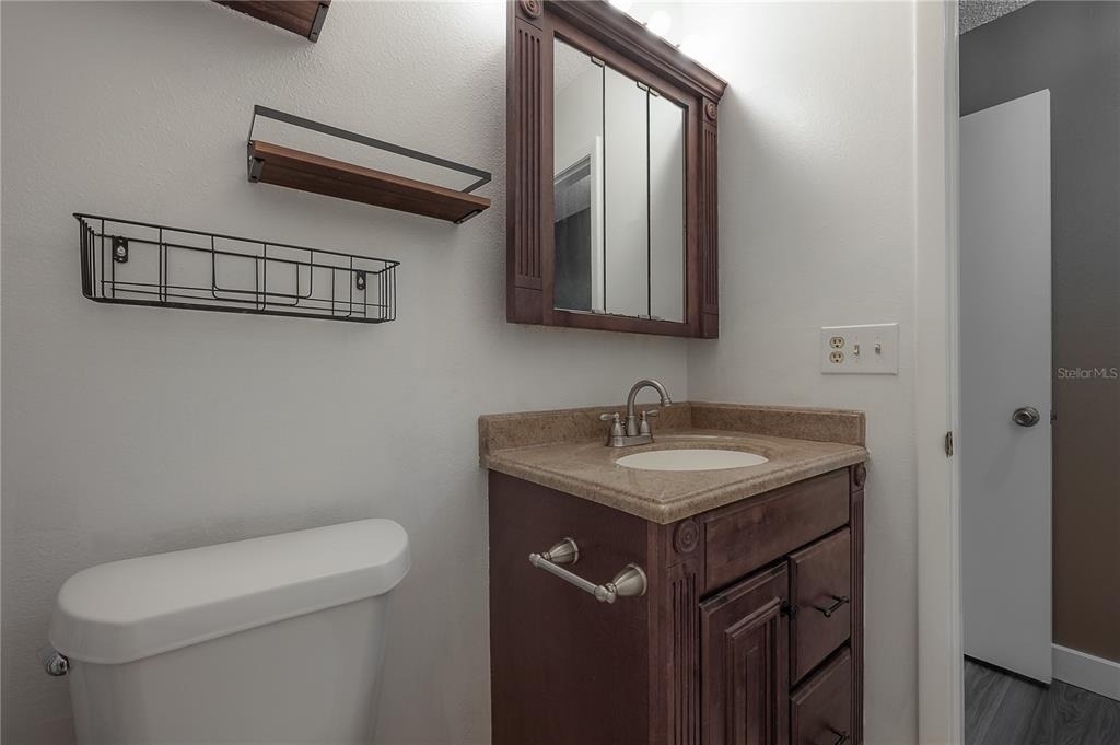 13608 S Village Drive - Photo 19