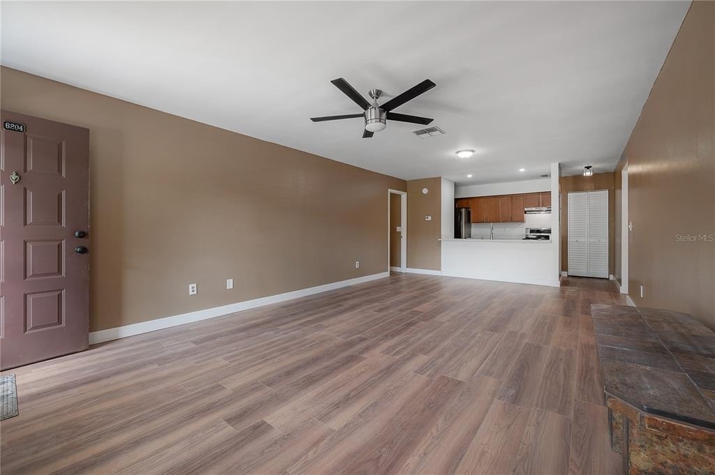 13608 S Village Drive - Photo 5