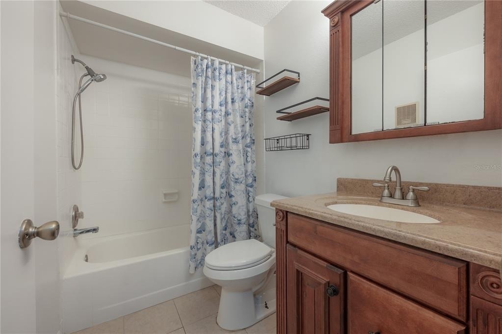 13608 S Village Drive - Photo 17