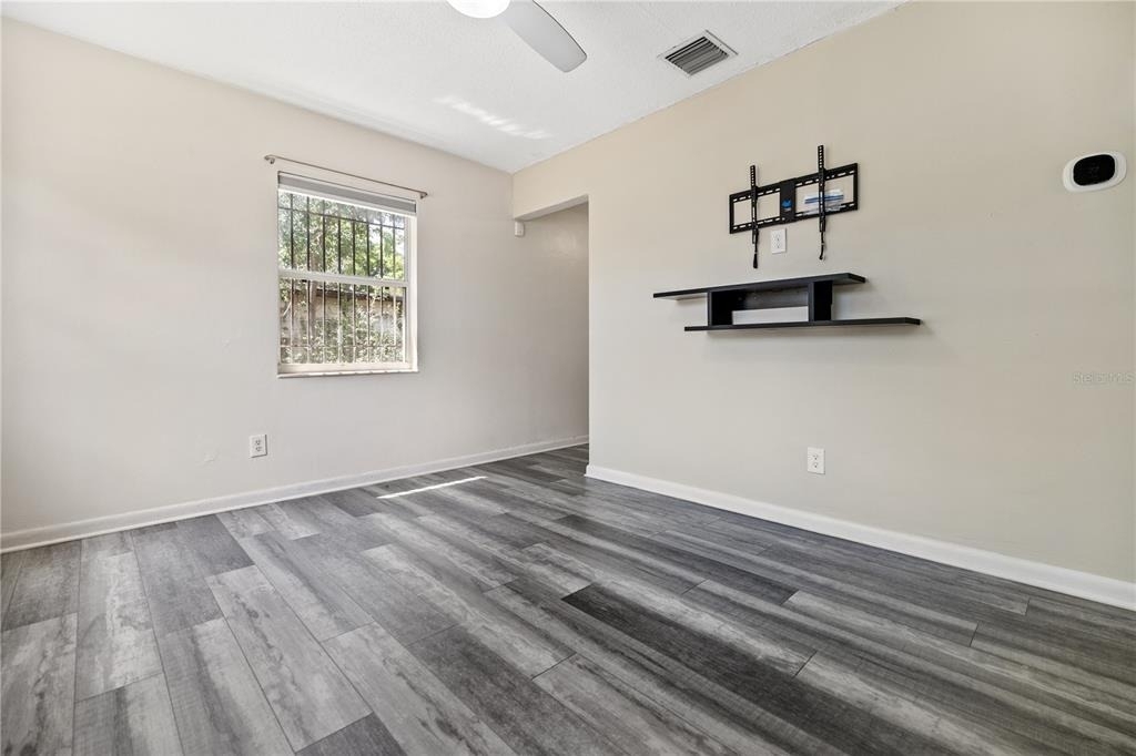 4401 10th Avenue S - Photo 3