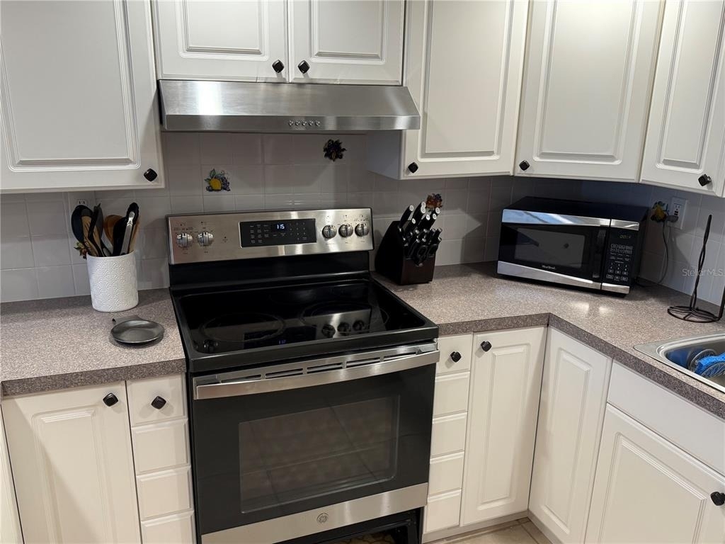 7600 Bayshore Drive - Photo 9