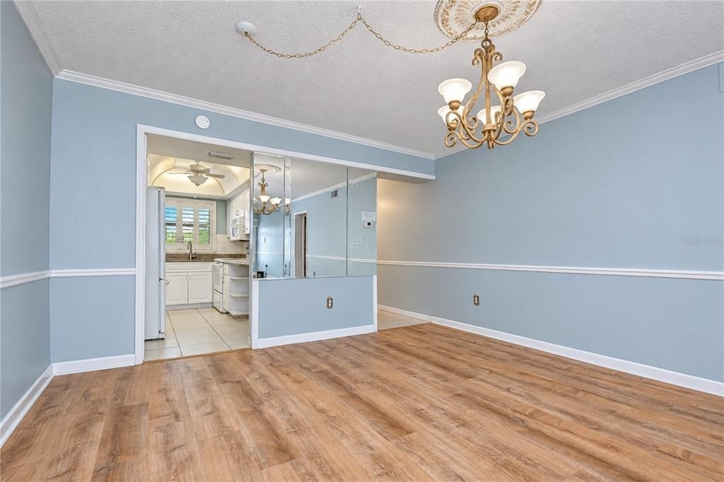 300 64th Avenue - Photo 8