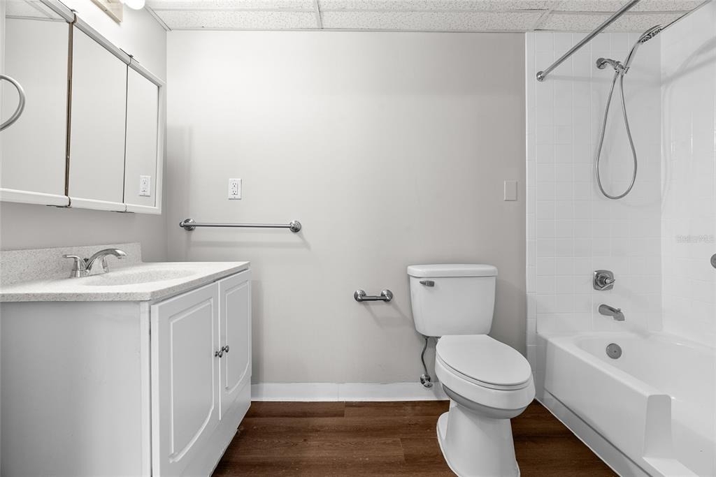 411 1st Avenue N - Photo 32