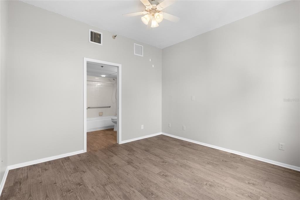 411 1st Avenue N - Photo 13