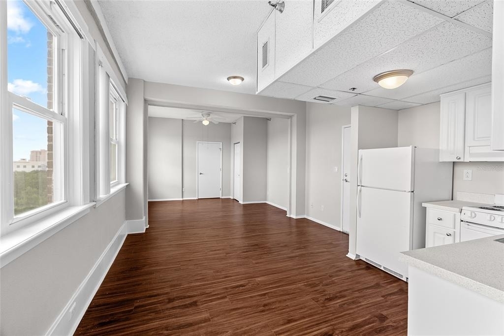 411 1st Avenue N - Photo 13