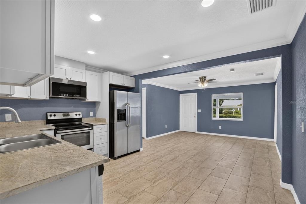 1754 27th Street S - Photo 5