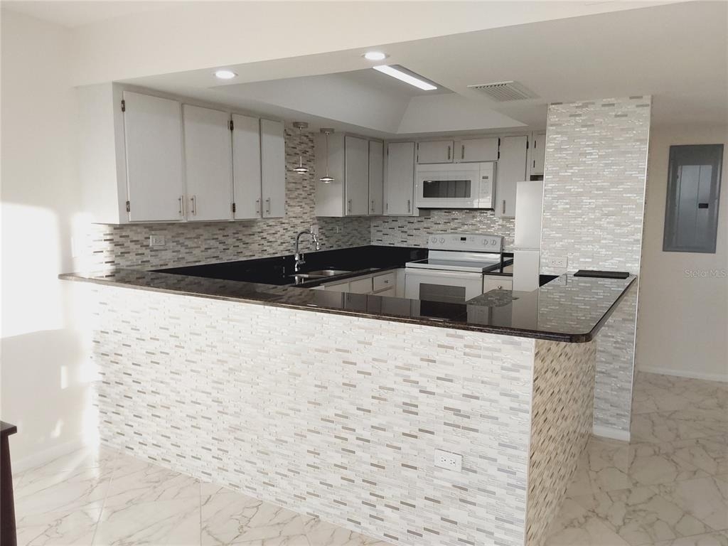 500 Treasure Island Causeway - Photo 7