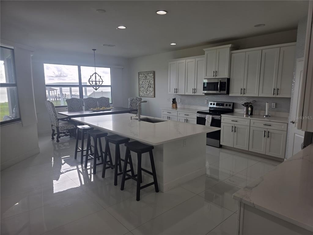 531 Sanctuary Boulevard - Photo 4
