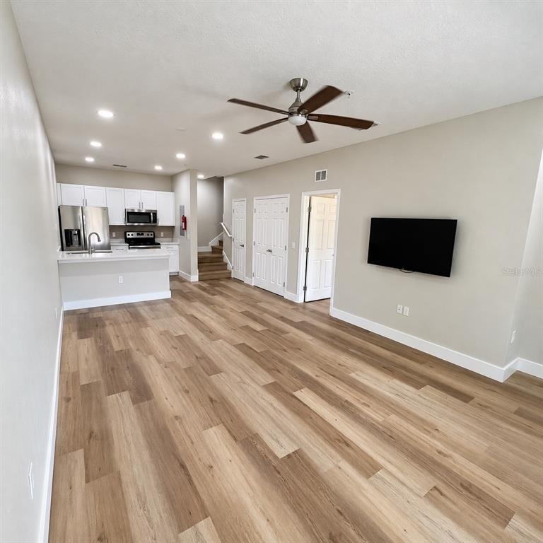 8921 Shine Drive - Photo 2