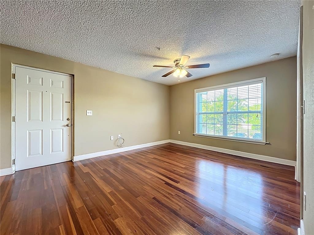 2065 Dixie Belle Drive - Photo 9