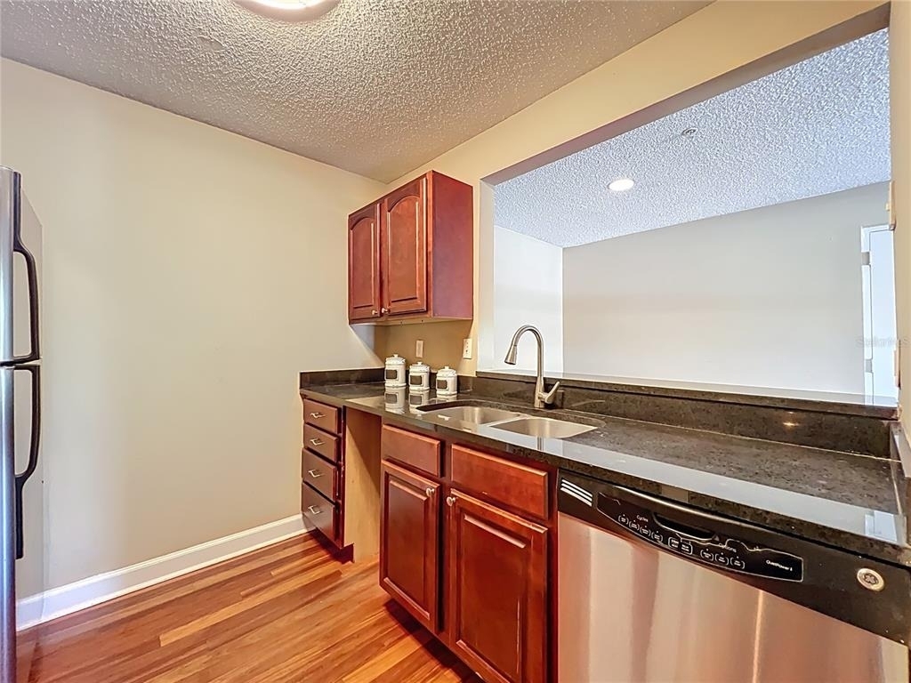 2065 Dixie Belle Drive - Photo 16