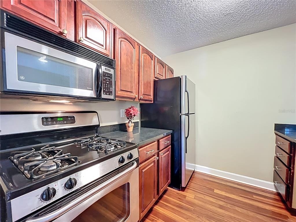2065 Dixie Belle Drive - Photo 17