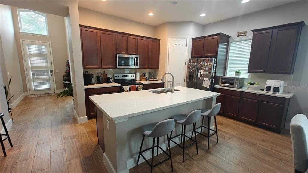 7960 Nemours Parkway - Photo 3