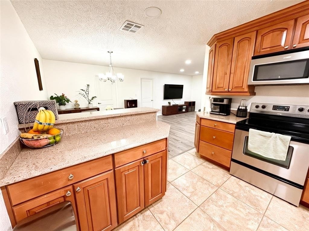 5115 Gateway Avenue - Photo 6