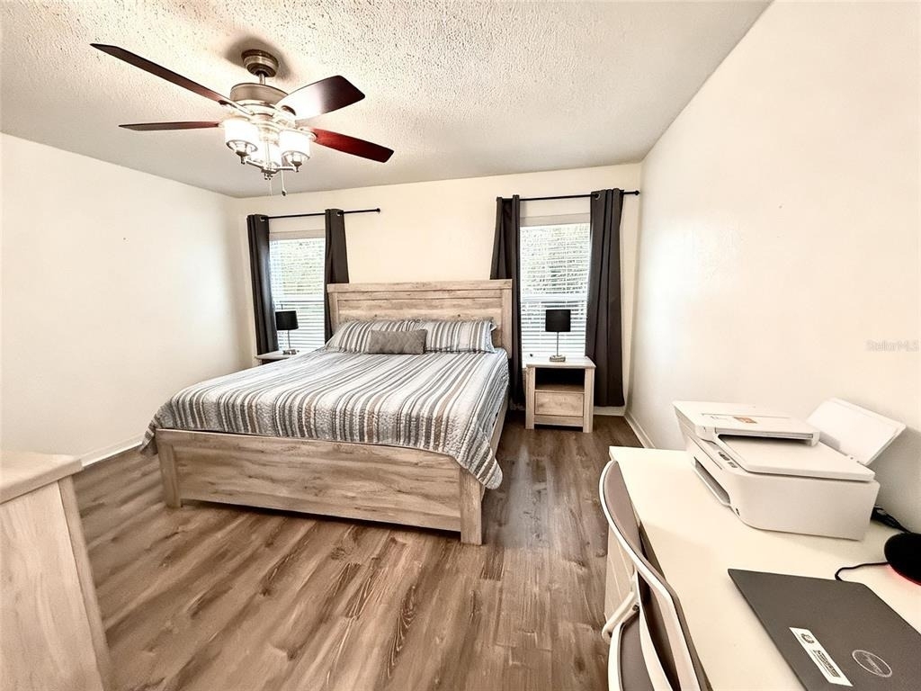 5115 Gateway Avenue - Photo 8