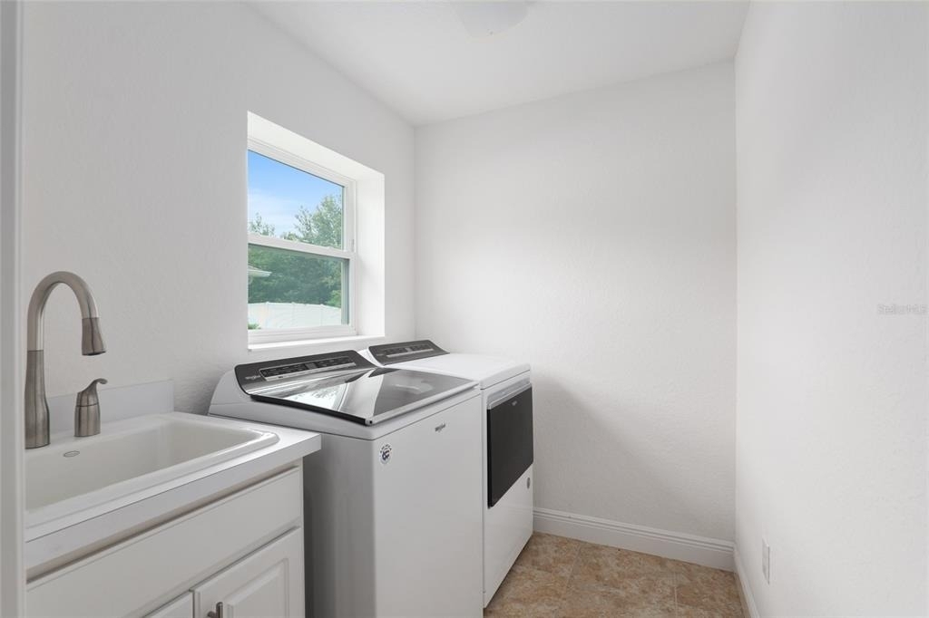 10397 Silver Maple Avenue - Photo 11