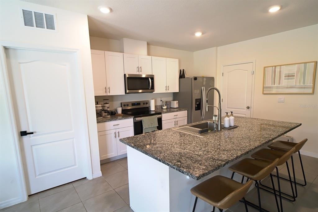 5667 Anders Way - Photo 8