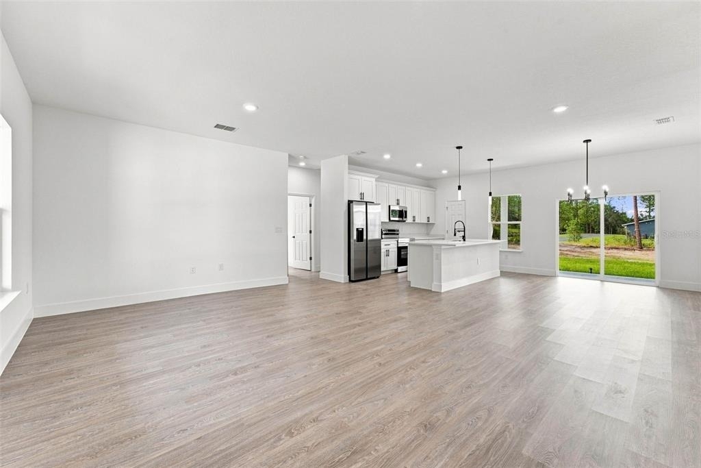 143 W Gondolier Place - Photo 11