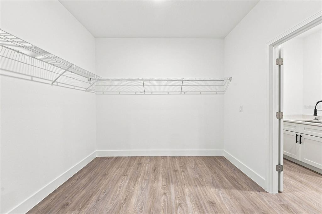 143 W Gondolier Place - Photo 41