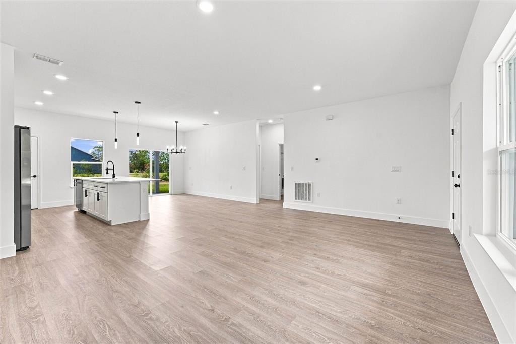 143 W Gondolier Place - Photo 7