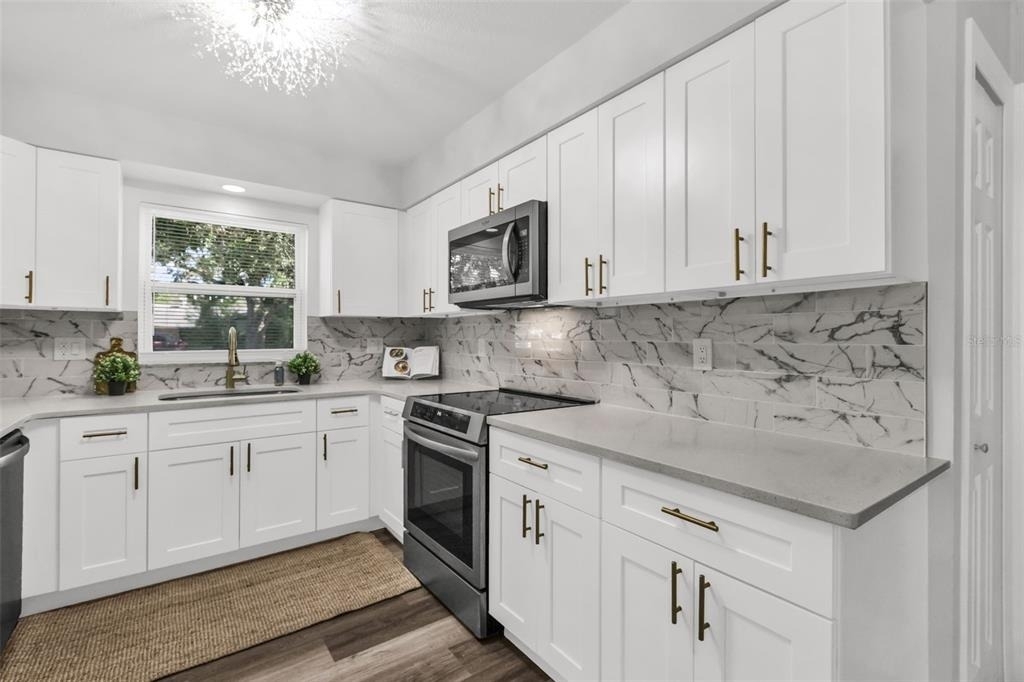274 N Ranger Boulevard - Photo 10