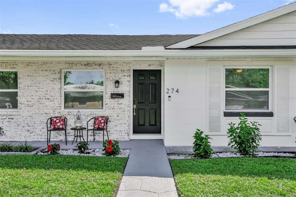 274 N Ranger Boulevard - Photo 9