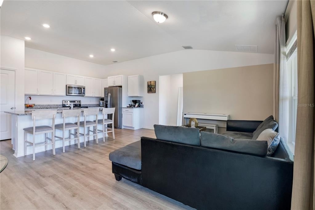 9231 Westside Hills Drive - Photo 10