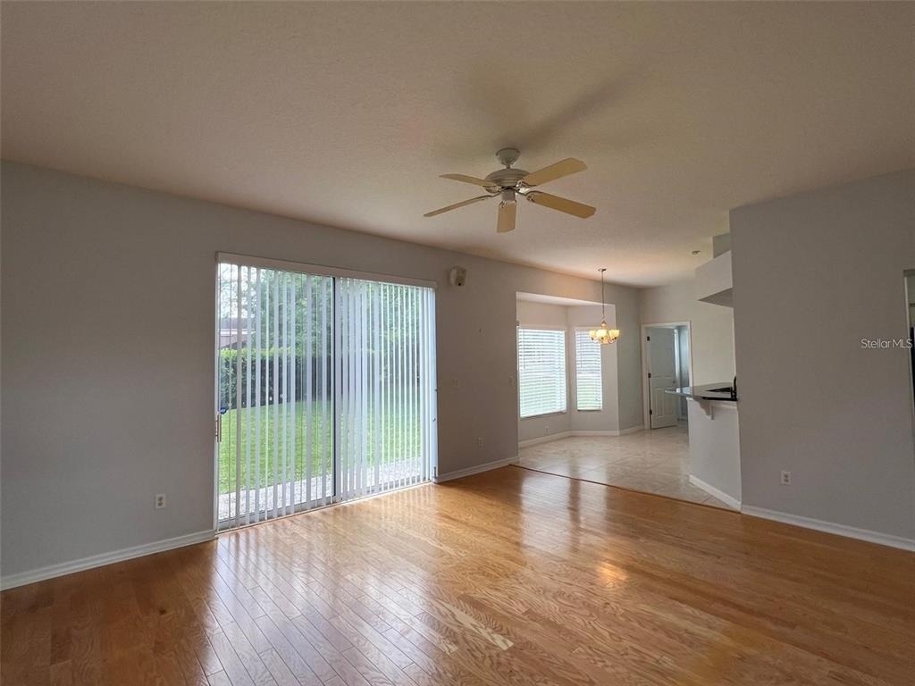 1831 Abbots Hill Drive - Photo 4