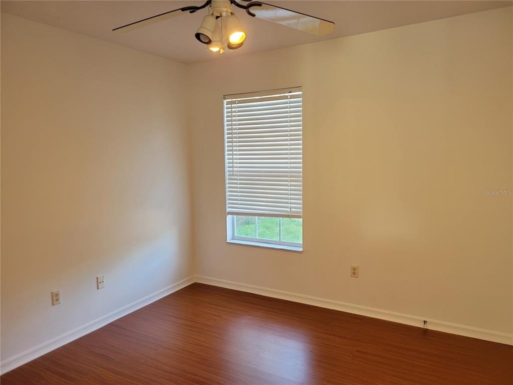 921 Beresford Way - Photo 8