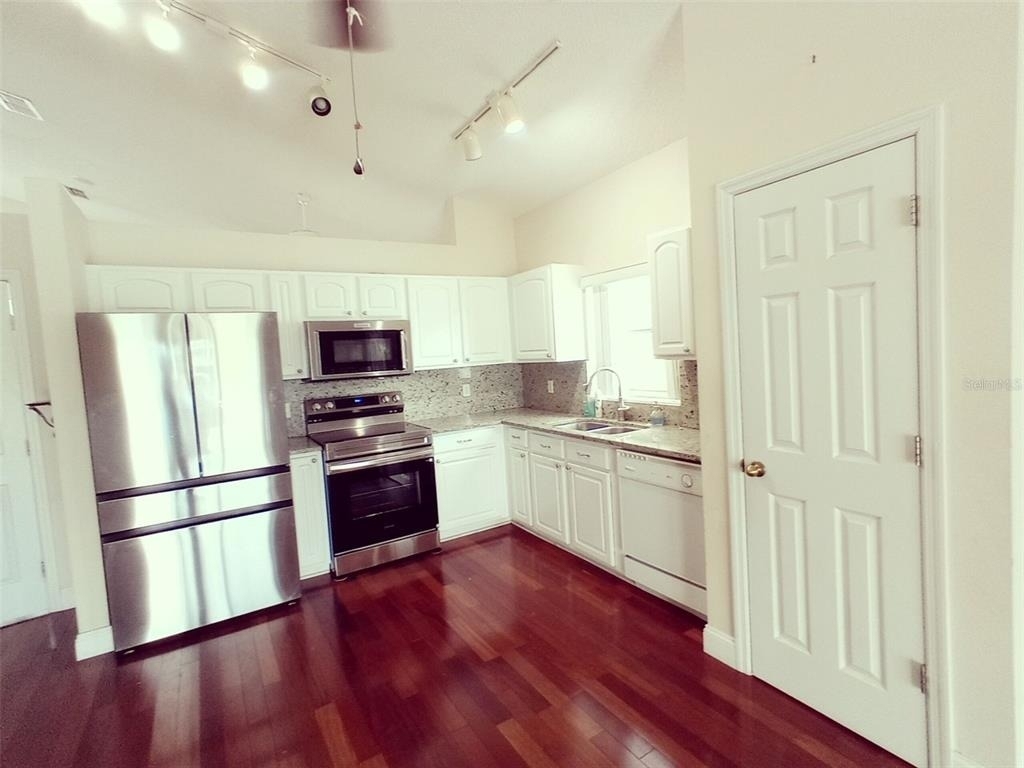 17411 Woodcrest Way - Photo 12