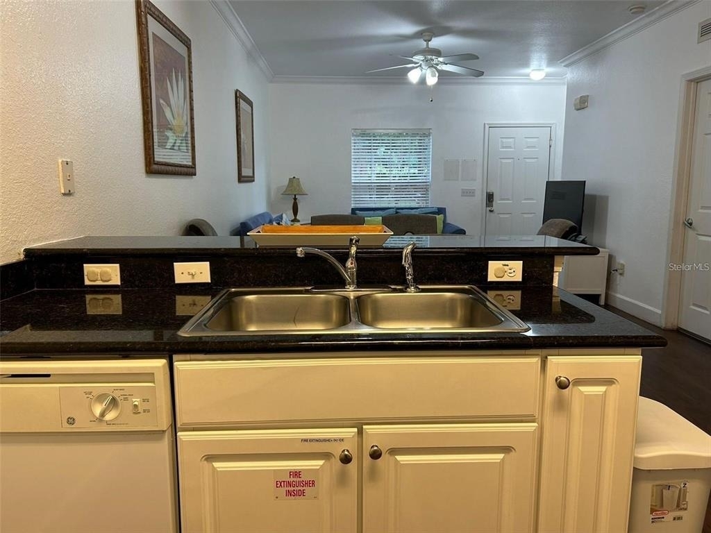 2964 Lucayan Harbour Circ - Photo 6