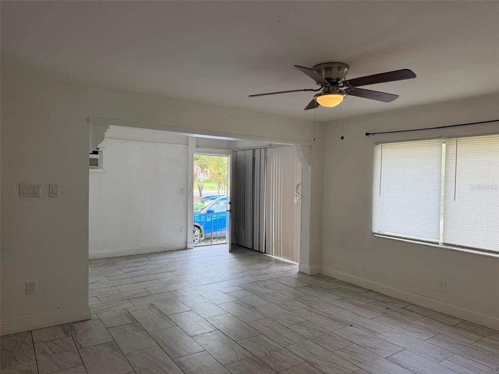 516 Avenue F Se - Photo 3