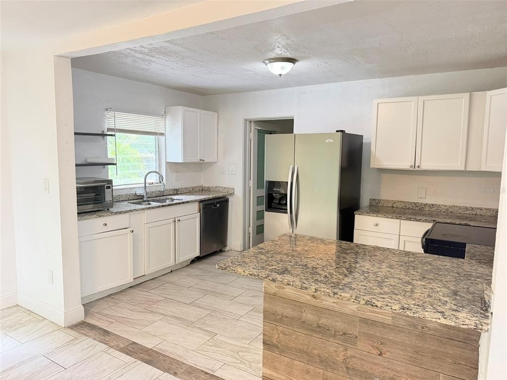 516 Avenue F Se - Photo 6