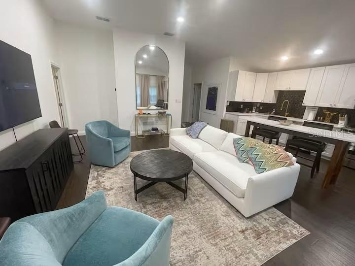 4 Cardinal Drive - Photo 17