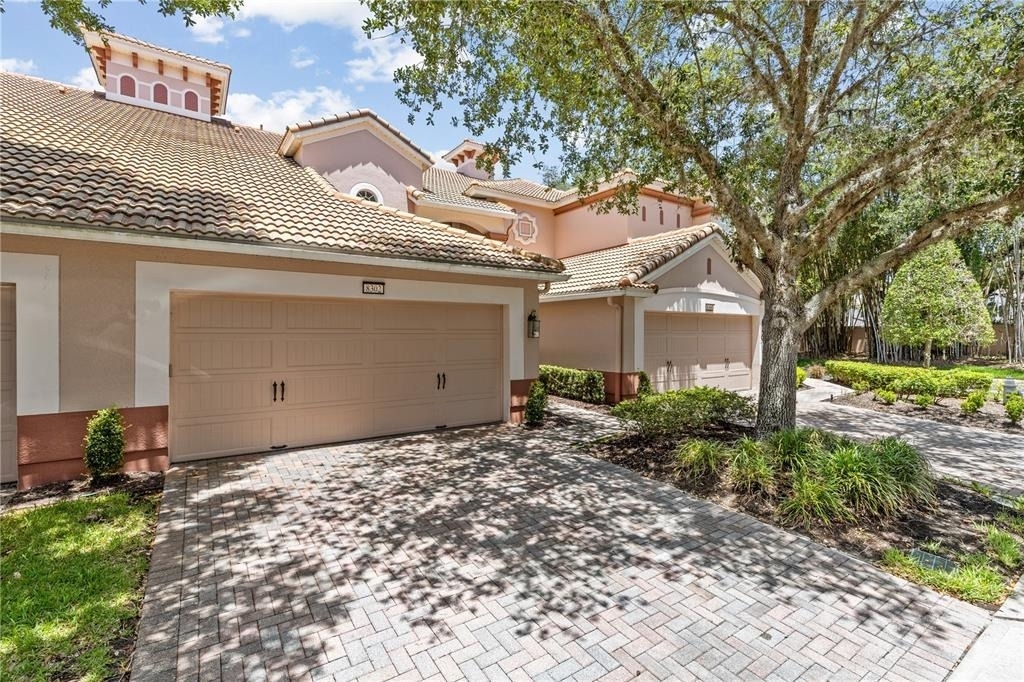 8302 Riverdale Lane - Photo 0