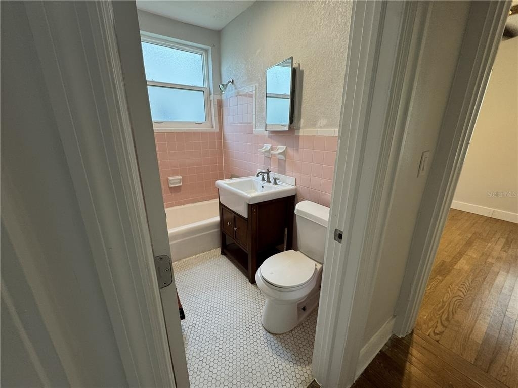 424 Armada Road S - Photo 6