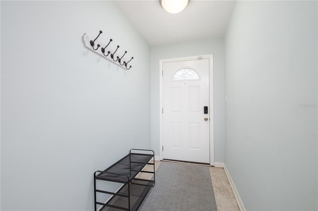 729 Nw 34th Street - Photo 2