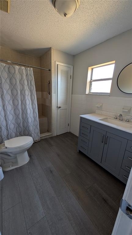 1408 Ne 25th Place - Photo 6