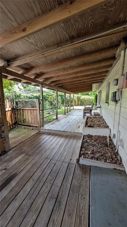 1408 Ne 25th Place - Photo 10