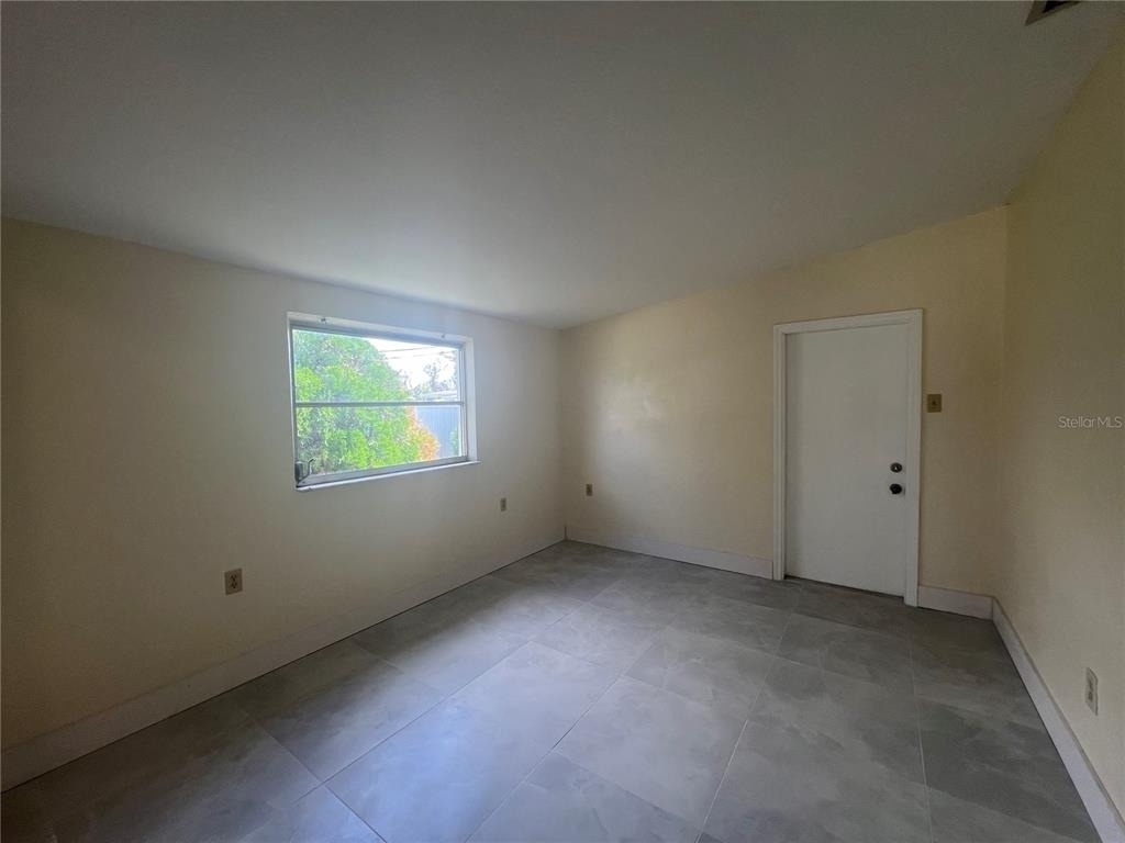 21923 Buxton Avenue - Photo 21
