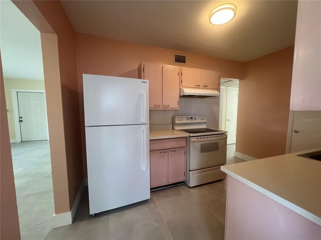 21923 Buxton Avenue - Photo 3
