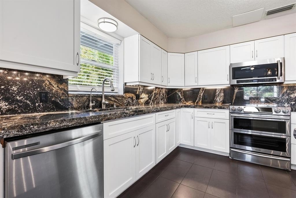 651 Avenida Del Norte - Photo 25