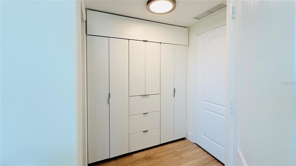 100 N Federal Highway - Photo 2