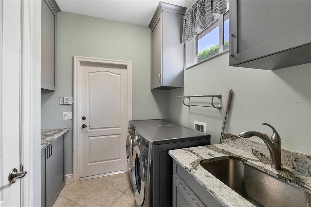 1279 Thornapple Drive - Photo 20
